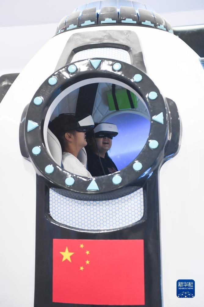 巴黎人真人对战
